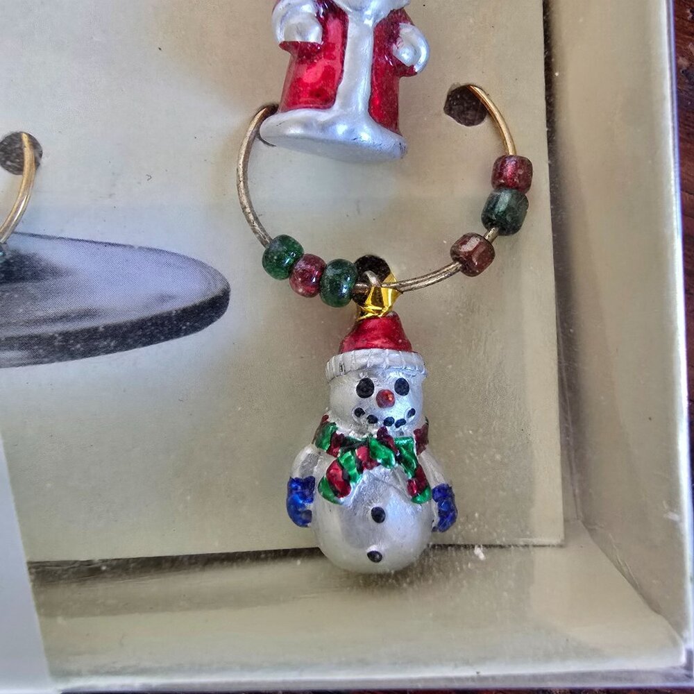 Boston Warehouse Holiday Wine Markers Set With Festive Figures Set of 6 NOS - Picture 4 of 7